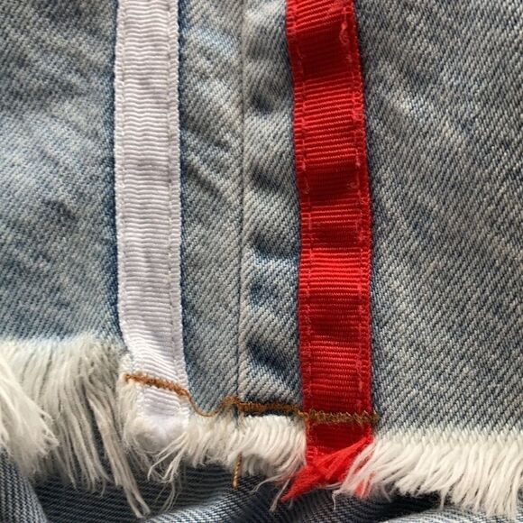 Kendall and Kylie denim frayed micro miniskirt red white side ribbons Zip 28 - Picture 8 of 14